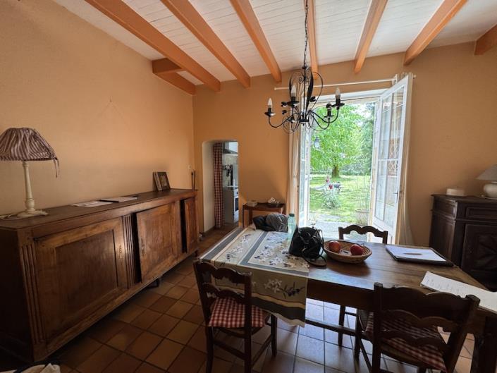 Image No.10-5 Bed House for sale