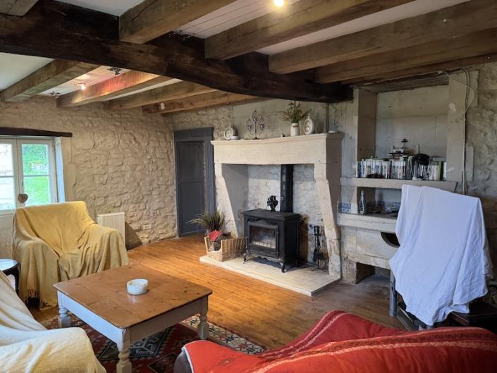 Image No.2-4 Bed Country House for sale