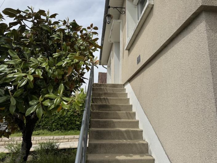 Image No.6-3 Bed House for sale