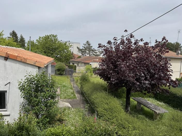 Image No.9-3 Bed House for sale