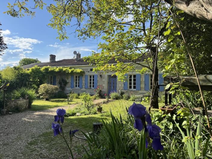 Image No.1-4 Bed Country House for sale