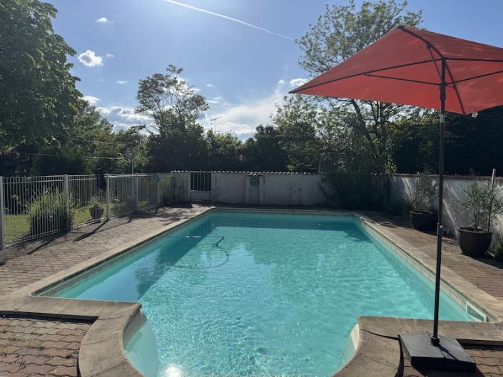 Image No.2-4 Bed Country House for sale