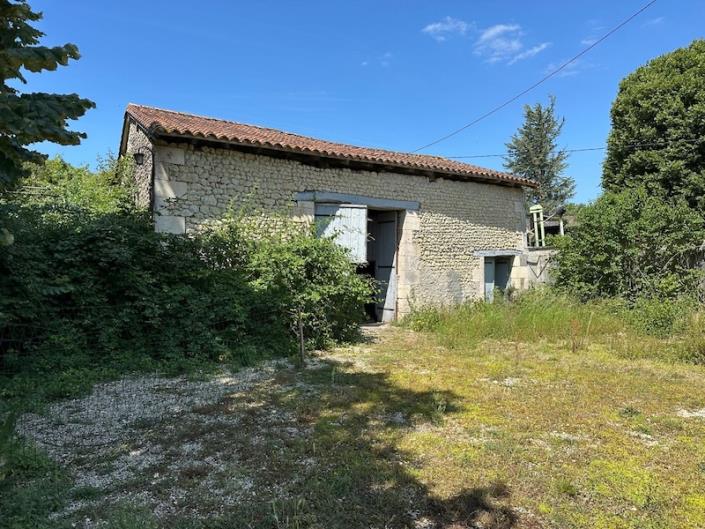 Image No.2-4 Bed House for sale