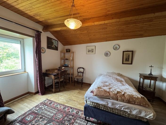 Image No.5-4 Bed House for sale