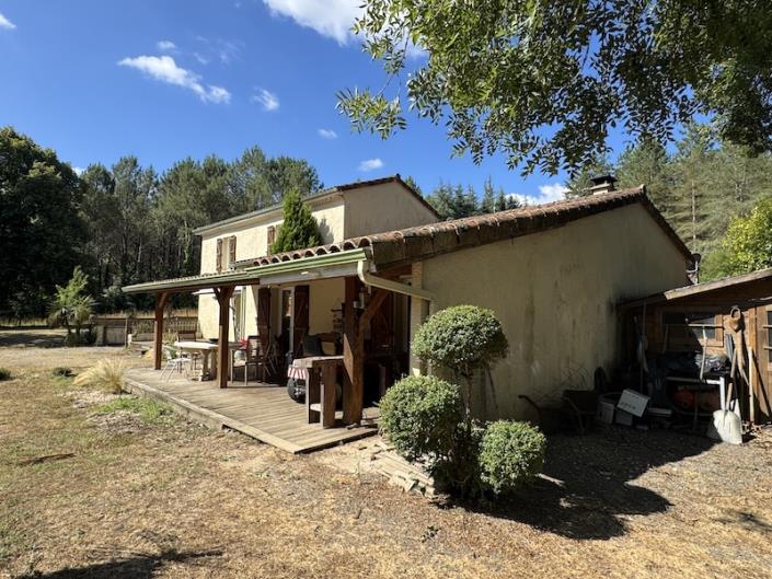 Image No.1-3 Bed House for sale