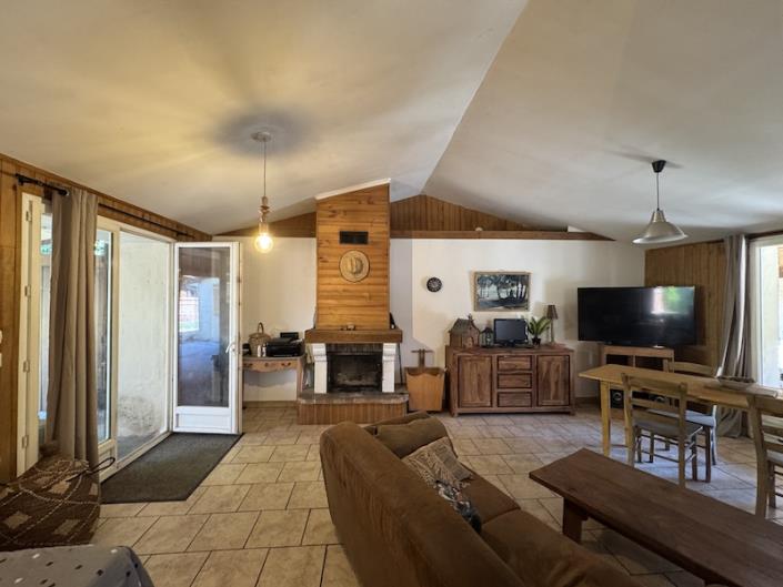 Image No.3-3 Bed House for sale