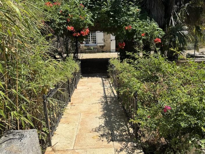 Image No.18-5 Bed Country House for sale