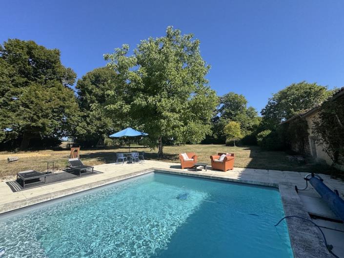 Image No.2-7 Bed Country House for sale