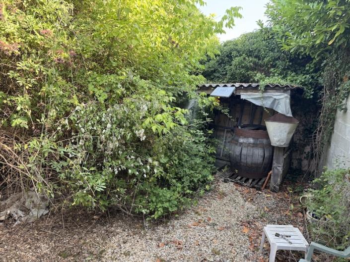 Image No.11-3 Bed House for sale