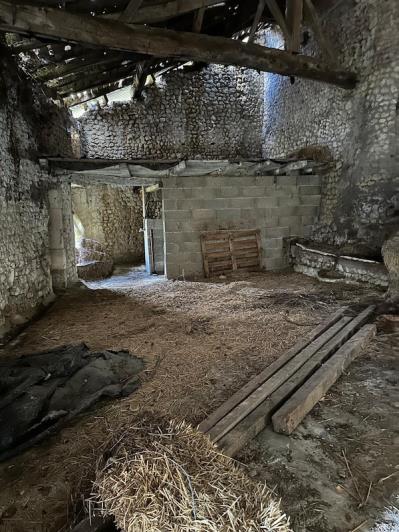 Image No.10-Barn for sale