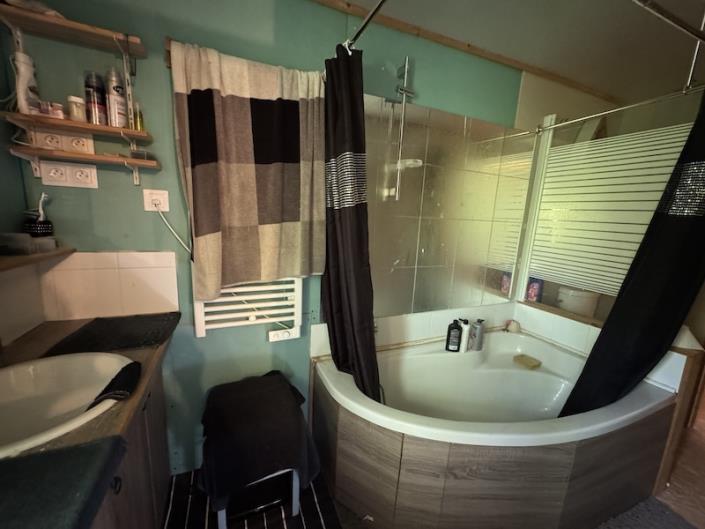 Image No.7-3 Bed House for sale