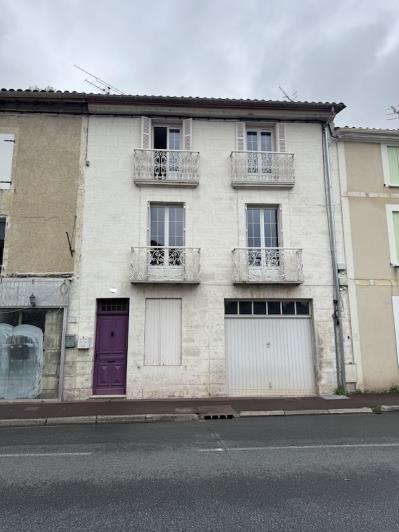 Image No.1-3 Bed Townhouse for sale