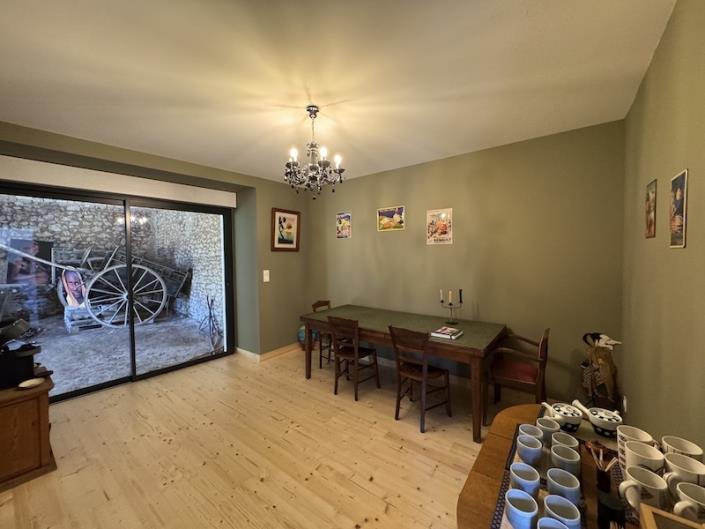 Image No.5-8 Bed Country Property for sale