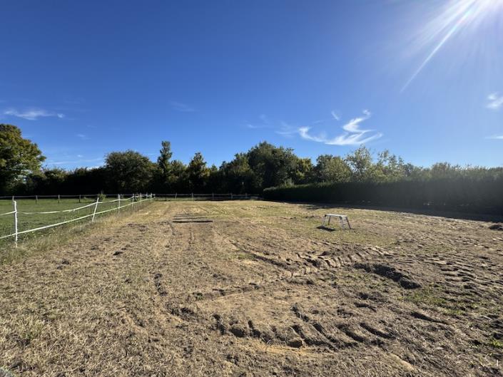 Image No.7-6 Bed Country House for sale