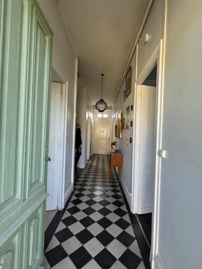 Image No.4-6 Bed House for sale