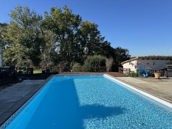 Image No.2-3 Bed Country House for sale