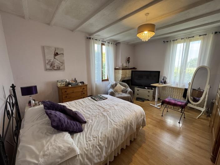 Image No.9-3 Bed Country House for sale