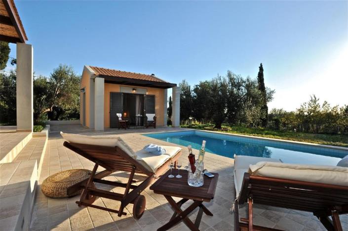 Image No.17-5 Bed Villa for sale
