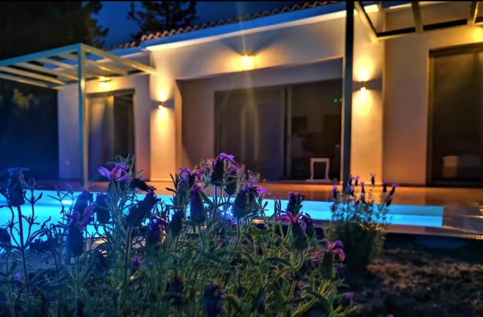 Image No.18-2 Bed Villa for sale