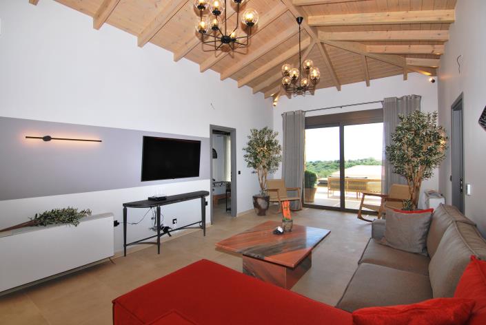 Image No.2-2 Bed Villa for sale