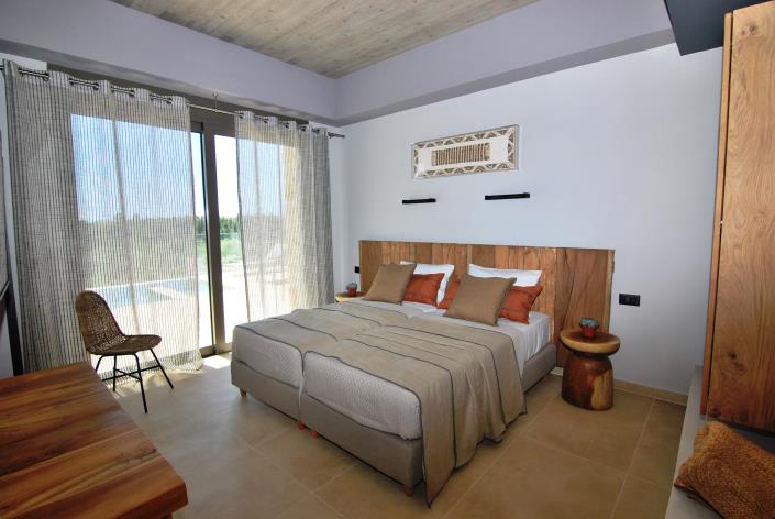 Image No.9-2 Bed Villa for sale