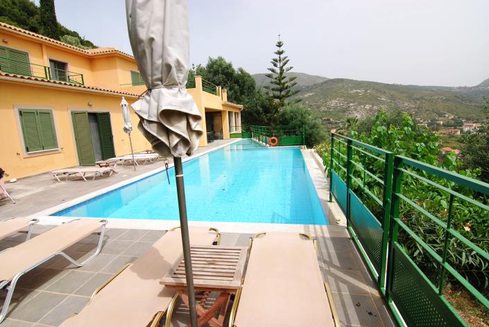 Image No.20-3 Bed Villa for sale