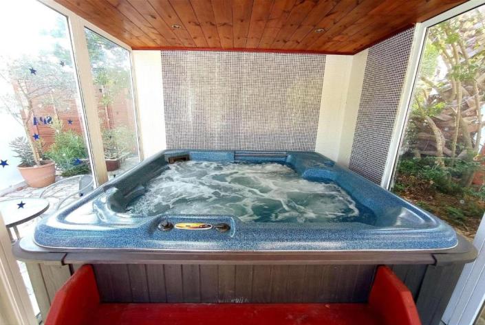 Image No.15-3 Bed Villa for sale