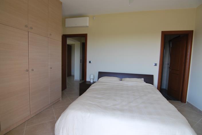 Image No.14-3 Bed Villa for sale