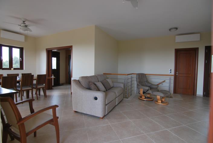 Image No.5-3 Bed Villa for sale