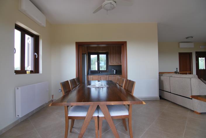 Image No.8-3 Bed Villa for sale