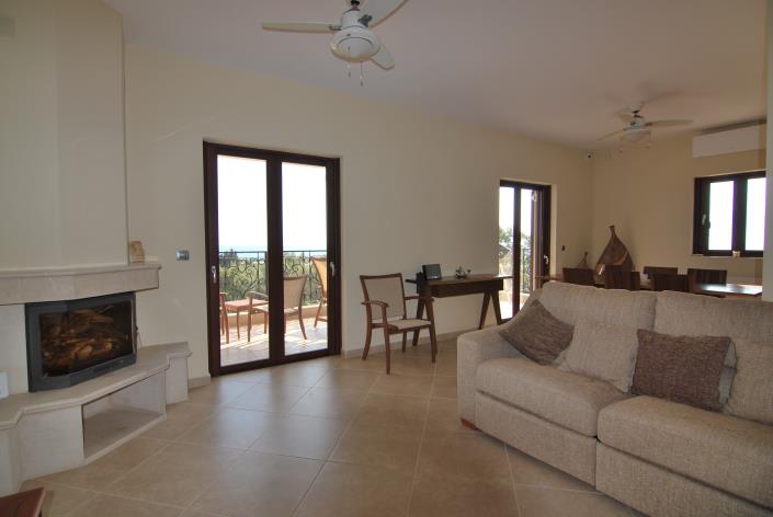 Image No.10-3 Bed Villa for sale