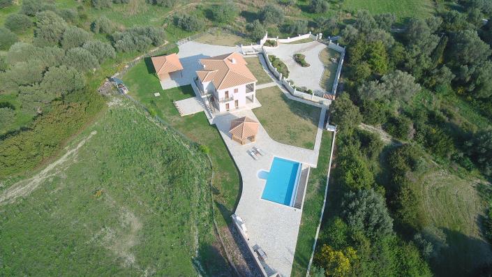 Image No.1-3 Bed Villa for sale