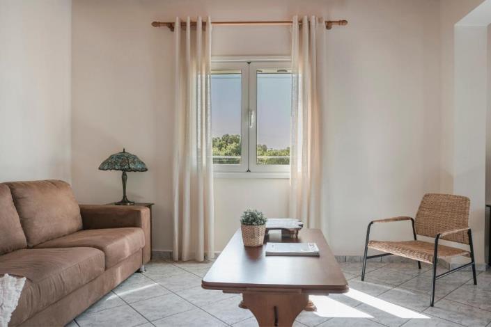 Image No.2-2 Bed Villa for sale