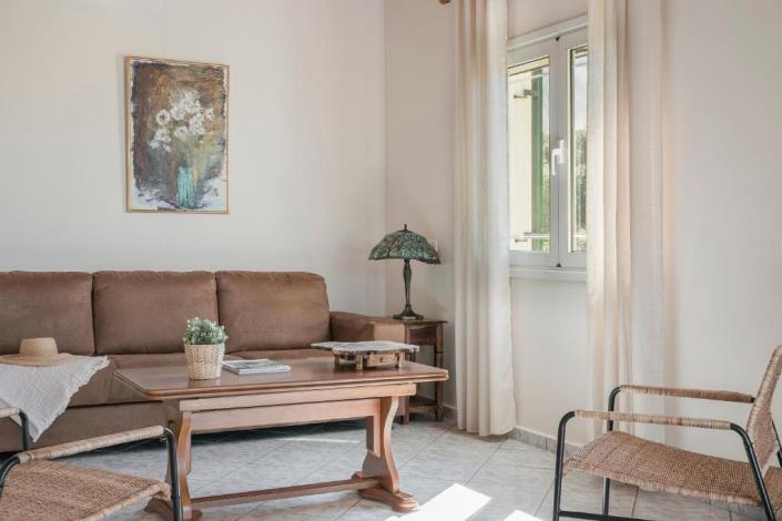 Image No.3-2 Bed Villa for sale