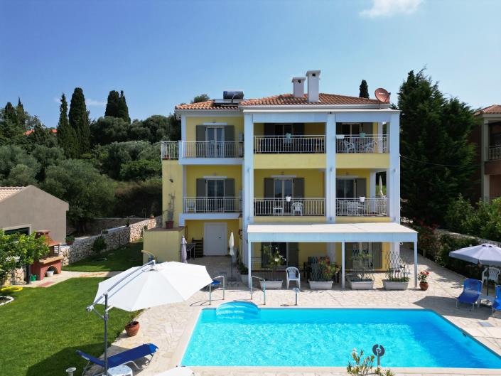 Image No.1-3 Bed Villa for sale
