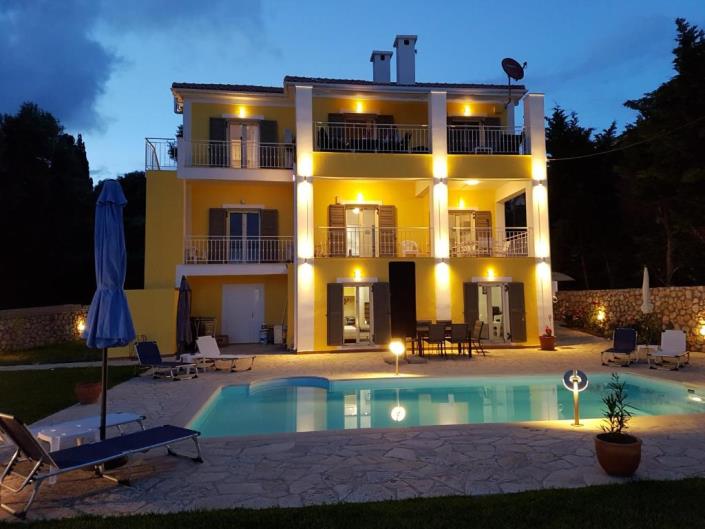 Image No.27-3 Bed Villa for sale