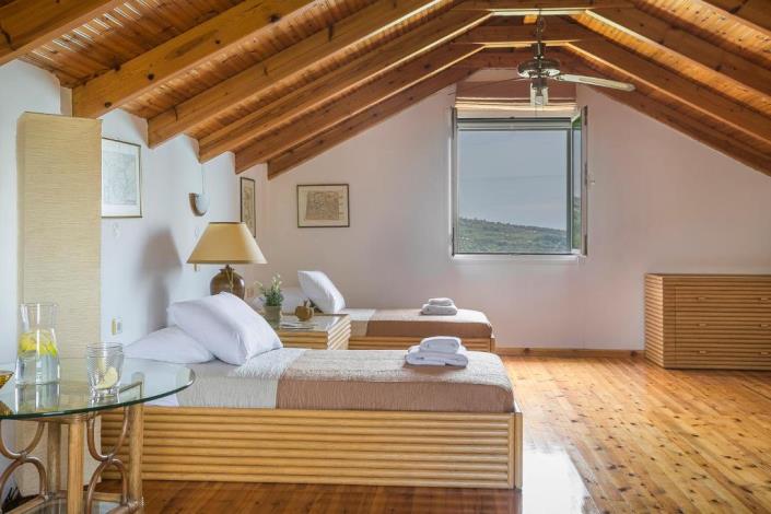 Image No.8-4 Bed Villa for sale