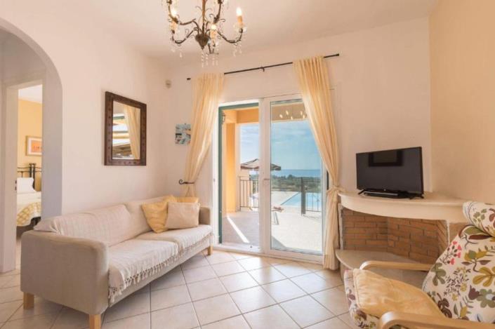 Image No.8-3 Bed Villa for sale