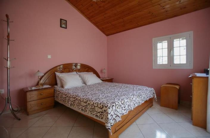Image No.5-5 Bed House for sale