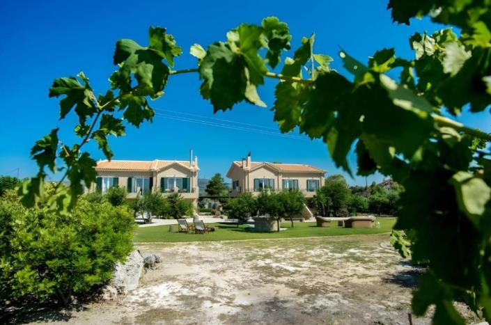 Image No.1-9 Bed Villa / Detached for sale