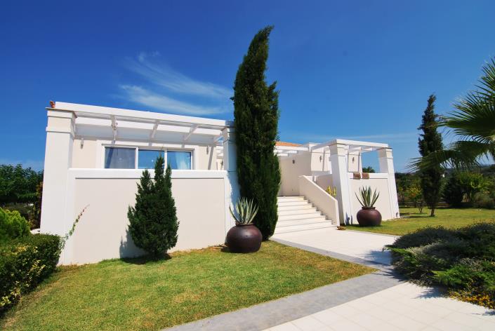 Image No.1-5 Bed Villa for sale