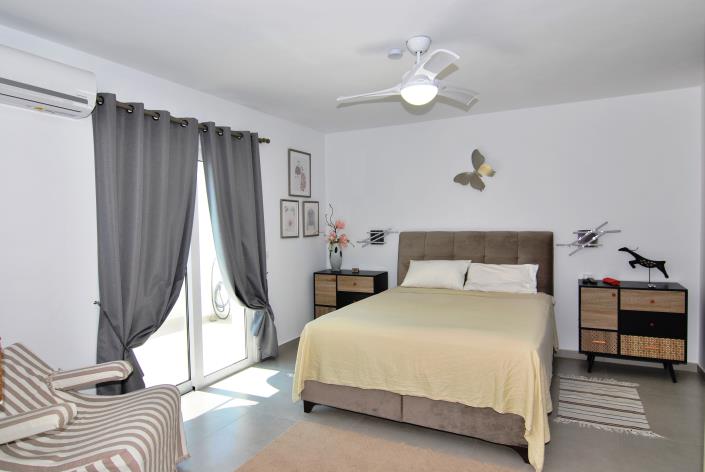 Image No.12-5 Bed Villa for sale