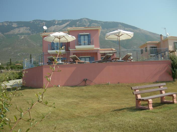 Image No.11-8 Bed Property for sale