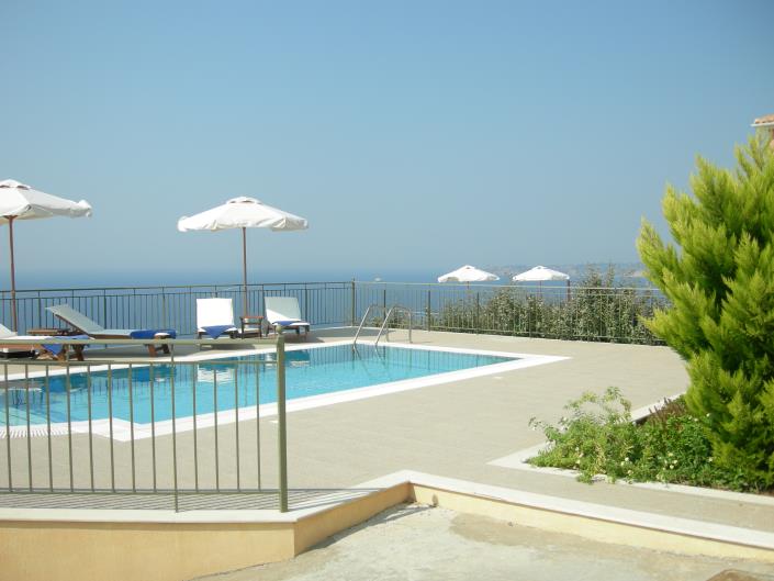 Image No.19-8 Bed Property for sale