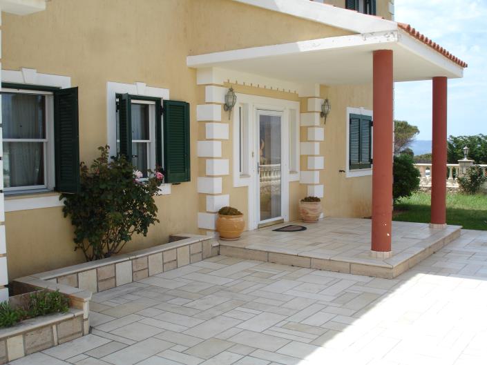 Image No.3-4 Bed Property for sale