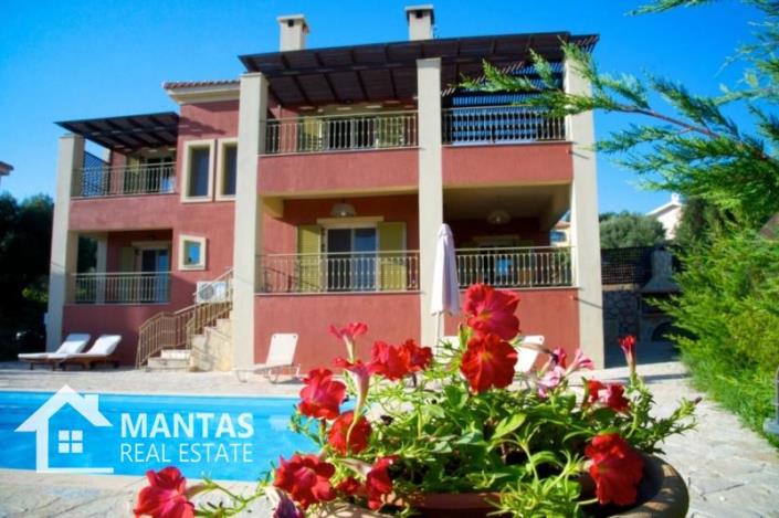 Image No.3-3 Bed Villa for sale