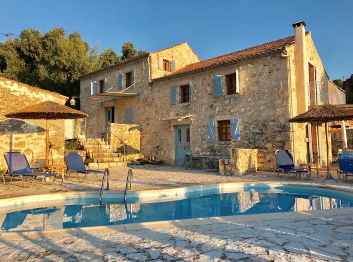 Image No.2-4 Bed Villa for sale