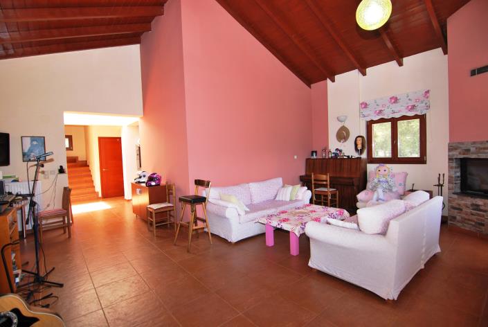 Image No.11-5 Bed House for sale