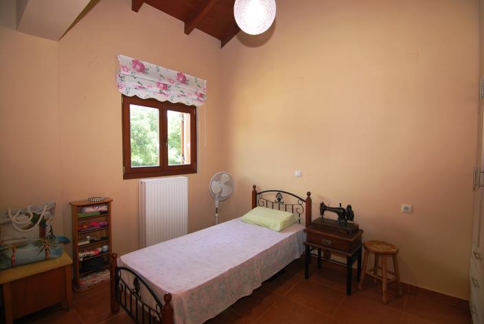 Image No.14-5 Bed House for sale