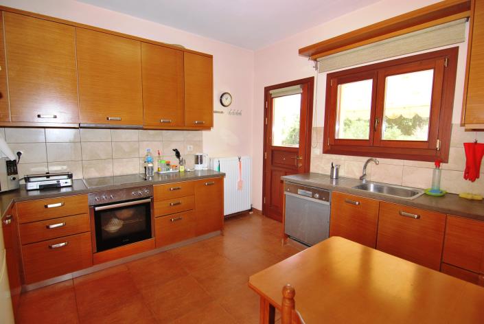 Image No.20-5 Bed House for sale